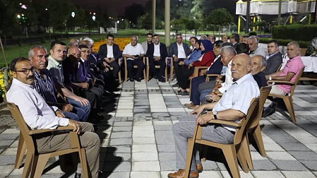 Muhtarlar sordu, Zeybek cevapladı