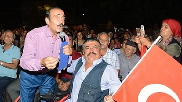 Mustafa Keser Dinar'da konser verdi