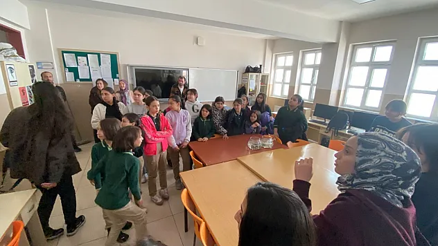 Öğrencilerden Mesleki Eğitim Turu