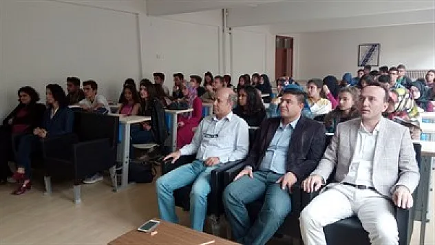 Öğrencilere tanıtım semineri verildi – Kocatepe Gazetesi