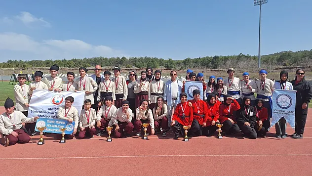 Okul Sporları Geleneksel Türk Okçuluğu Müsabakaları Tamamlandı