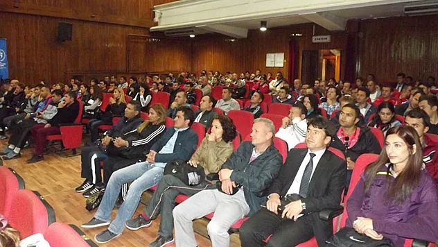 Okul sporları toplantısı yapıldı – Kocatepe Gazetesi