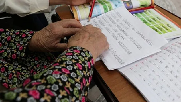 Okuma yazma oranında Ege'de sonuncuyuz