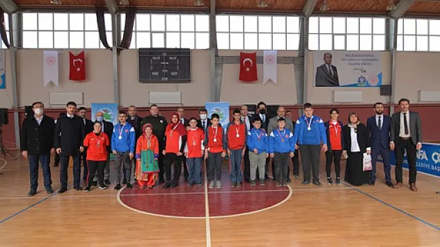 Özel insanlara özel kutlama