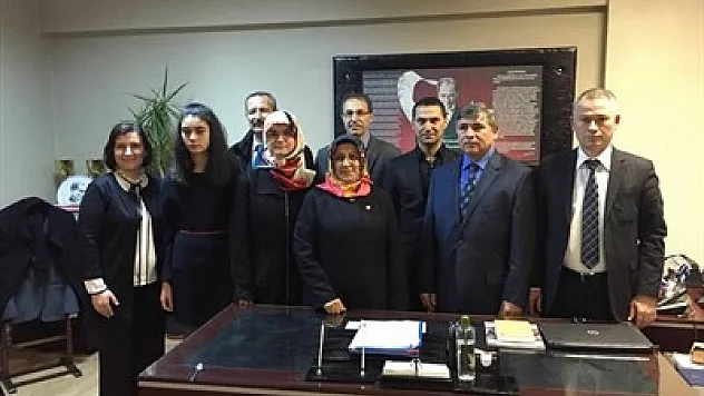 Özkal'dan TEOG birincilerine teşekkür mektubu