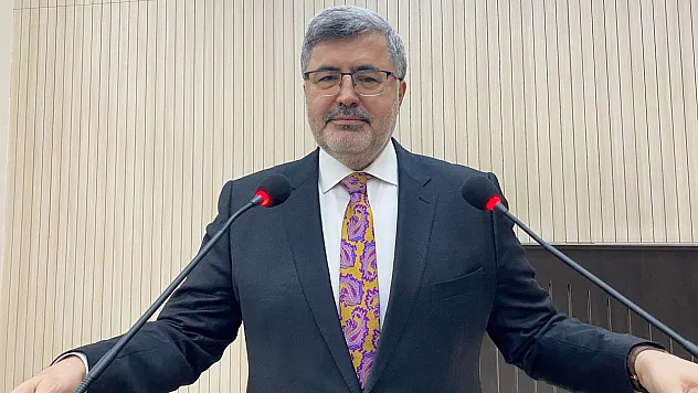 Özkaya: Şehri Yenilemeliyiz