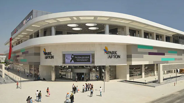Park Afyon'da çocuklara özel dinazorlu eğlence
