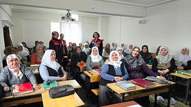 Parlak: Kadının Tarımsal Üretimdeki Rolü Çok Önemli