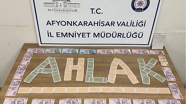 Polisten Kumara Suçüstü