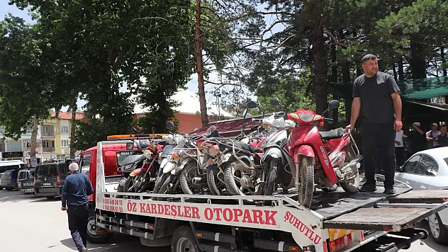 Polisten Tescilsiz Motosiklet Sürücülerine Yönelik Denetim