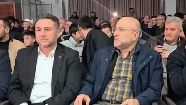 Popüler İlahiyi Başkan Şahin De Söyledi