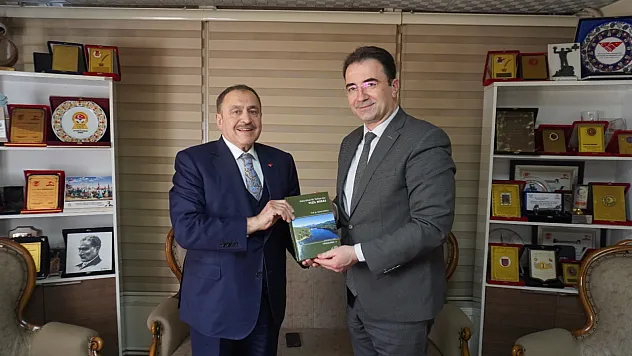 Prof. Dr. Eroğlu: Gençlerimizi Bilinçlendirelim