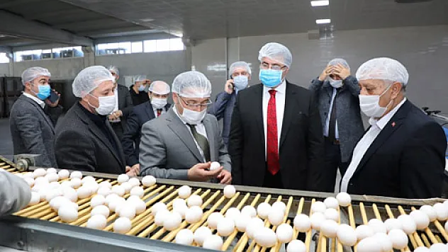 Protokol, Kumartaşlı  Gıda'yı ziyaret etti