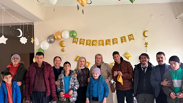 Ramazan'ın Bereketi, İlmeklerle Sevgiye Dönüştü