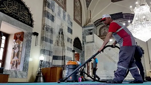 Ramazan öncesi 160 ibadethane temizlendi
