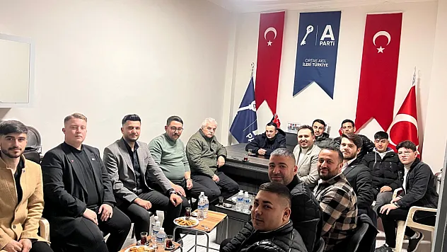 'Refah İçinde Bir Türkiye İçin Mücadele Ediyoruz'