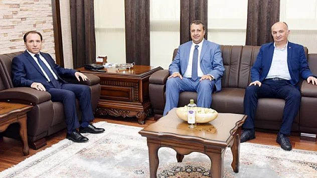 Rektör Karakaş, misafirlerini kabul etti