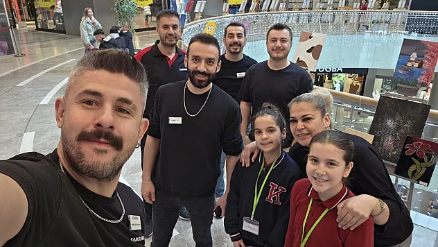 Resim eğitmeninden Kadınana İmam-Hatip'e Destek