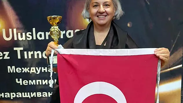 Rusya'da Türk Gururu. Afyonkarahisarlı Podolog Dünya 3.'sü Oldu