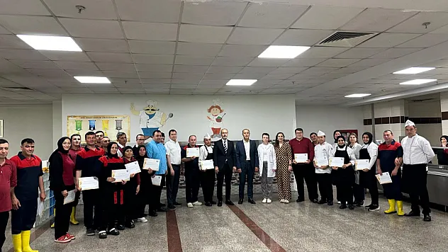 Sağlık Yöneticilerinden Hastane Mutfak Çalışanlarına Özel Ziyaret
