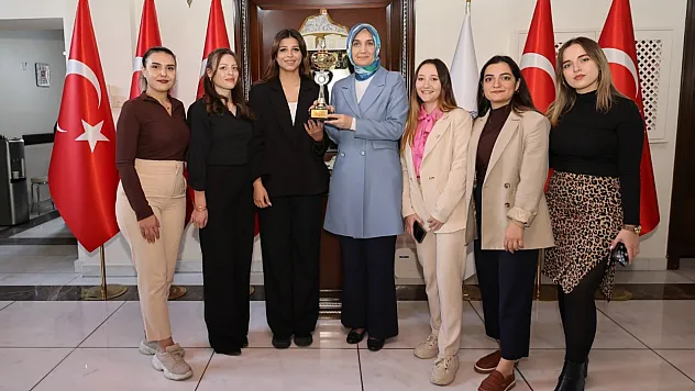 Şampiyonlar RSP'den, Ödülleri Vali Yiğitbaşı'dan