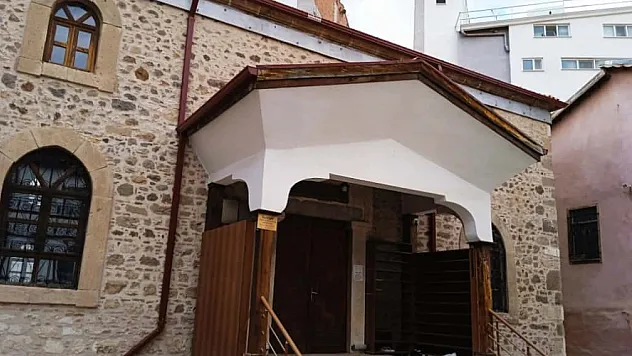 Sandıklı'da Camiye Çirkin Saldırı