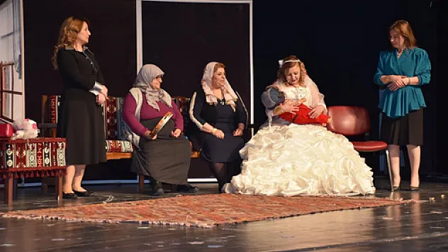 Sandıklı Kültüründen Seçmeler bu Cuma sahnelenecek