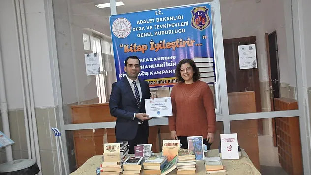 Sandıklı'da 'Kitap İyileştirir' projesi