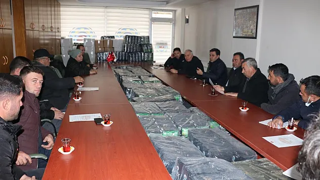 Sandıklı'da şeker pancarı üretimiyle ilgili taraflar bir araya geldi