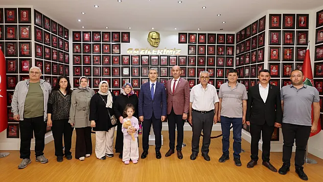 Şehit Aileleri Ve Gaziler Vali Aktaş'la Sohbet Etti