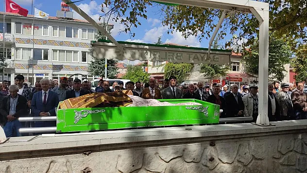 Şehit annesi Havva Arı son yolculuğuna uğurlandı