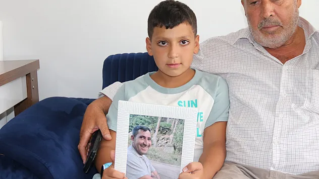 Şehit Eyüp Dereli'nin Oğlu Da Babası Gibi Ormanda Çalışmak İstiyor