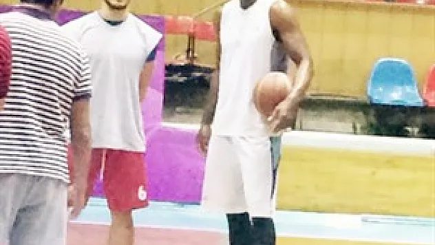 Shakur Afyonkarahisar'da – Kocatepe Gazetesi