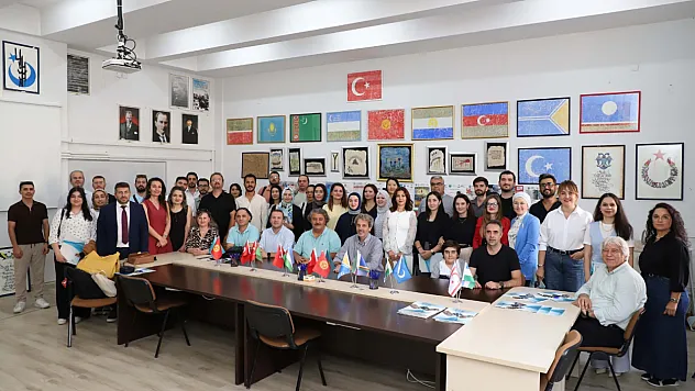 Sibirya'dan Anadolu'ya, Amerika'dan Türk Dünyasına