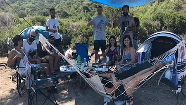 Sıgındık Ejderyalar Kampı'na katıldı