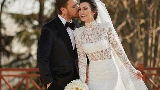 Sinan Akçıl'ın İlk Eşi Kim?
