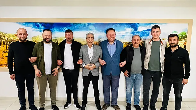Sinanpaşa'dan Başkan Üstün'e Açık Destek