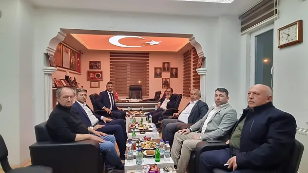 Sinanpaşa'nın Başkanları Düzağaç'ta Buluştu