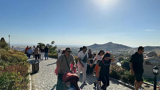 Sivrihisar’a turist akını devam ediyor