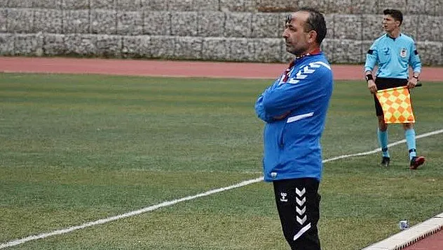 Söğütspor Başarılı Teknik Adam İle Yollarını Ayırdı