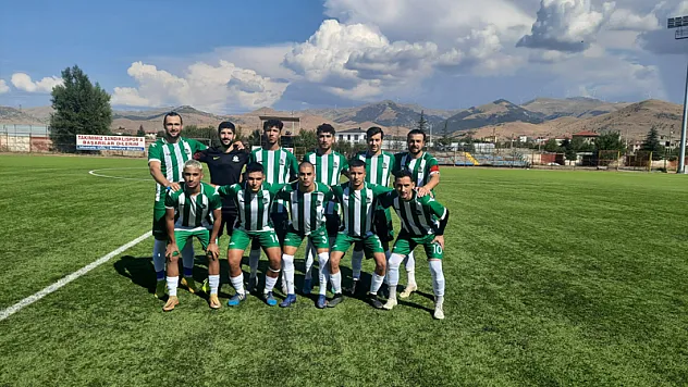 Şuhut Ayvalı’yı 4 Golle Geçti