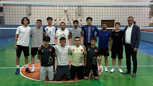 Şuhut Belediye Hisar Spor'da Hedef Şampiyonluk