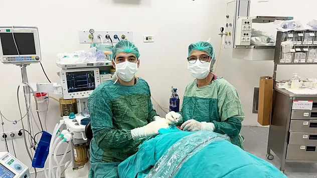 Şuhut Devlet Hastanesi'nde Başarılı Göz Kapağı Ameliyatı Gerçekleştirildi