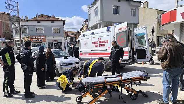 Şuhut'ta Feci Kaza: Yaya Ağır Yaralandı