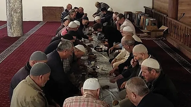 Şuhut'ta Vatandaşlar Sabah Namazında Buluştu