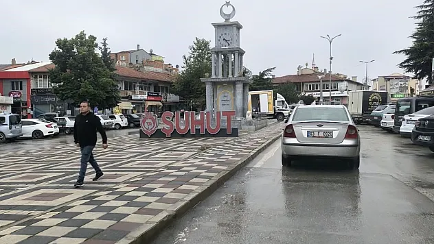 Şuhut'ta Yağış Etkisini Gösterdi
