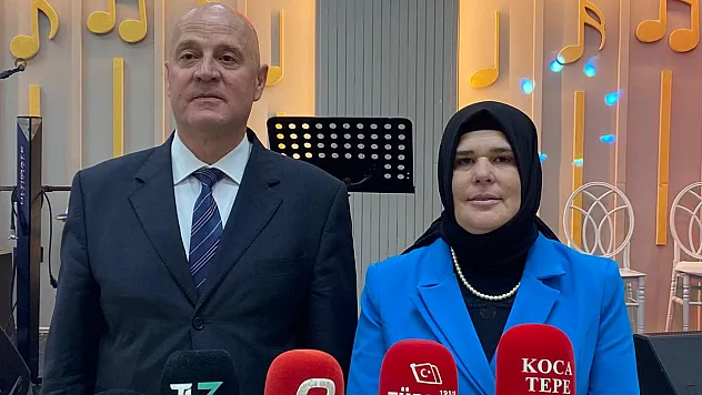 'Sultan Divani'nin İzinde Kalplerimizi Birleştirelim'