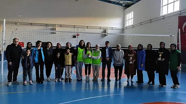 Sultanlar Filde Yarıştı