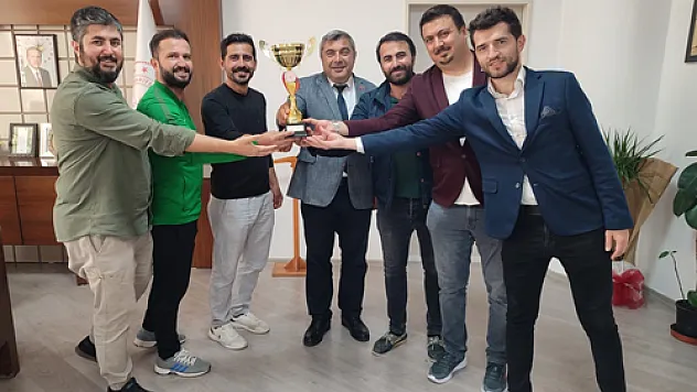 Sünnetci, şampiyonları ağırladı