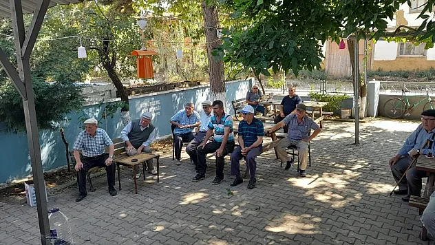 Şuursuz tüketim yüzünden bazı köy evlerine su ulaşmıyor